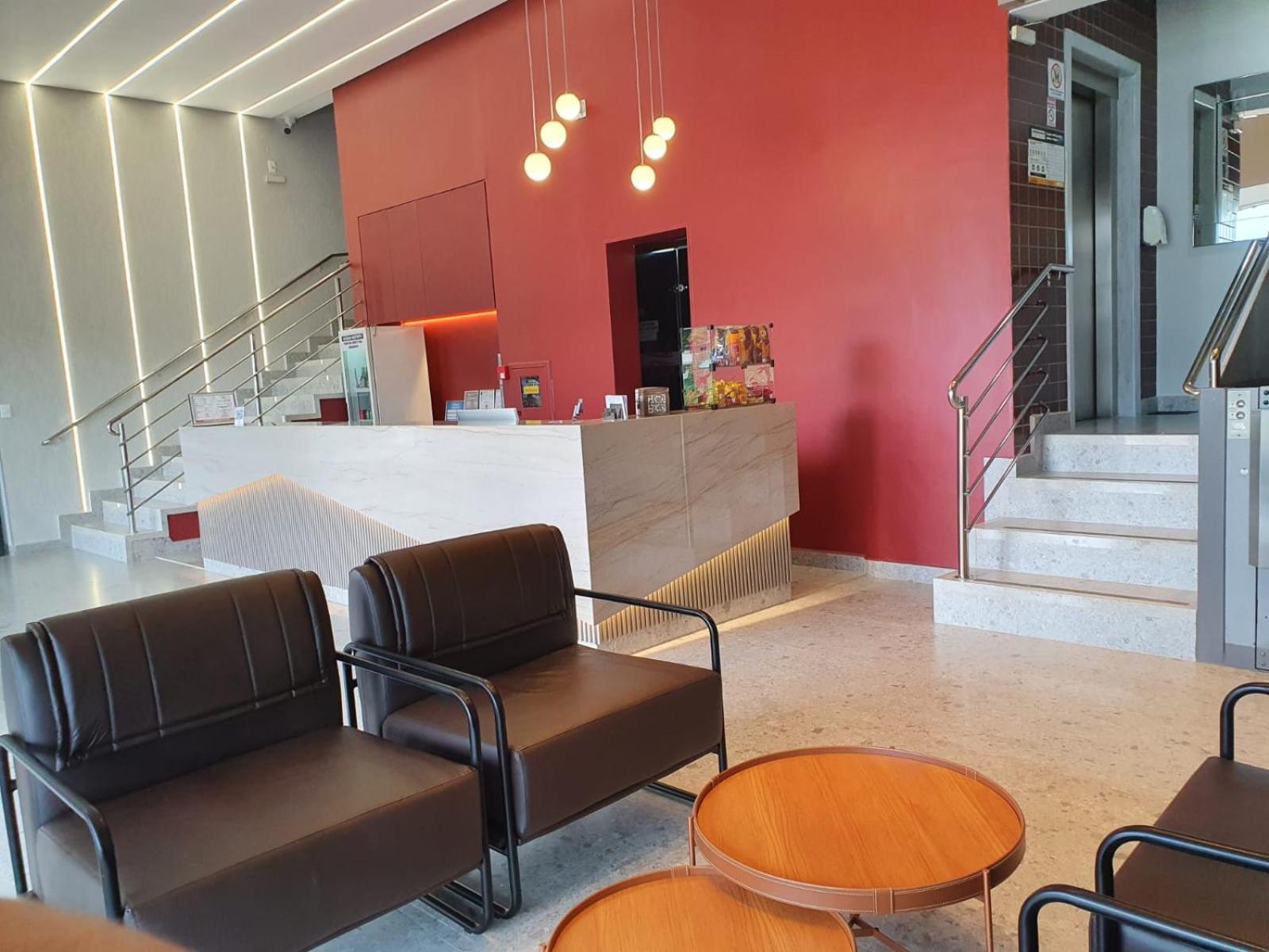 Mirante Hotel โกเวร์นาดอร์ วาลาดาเรส ภายนอก รูปภาพ