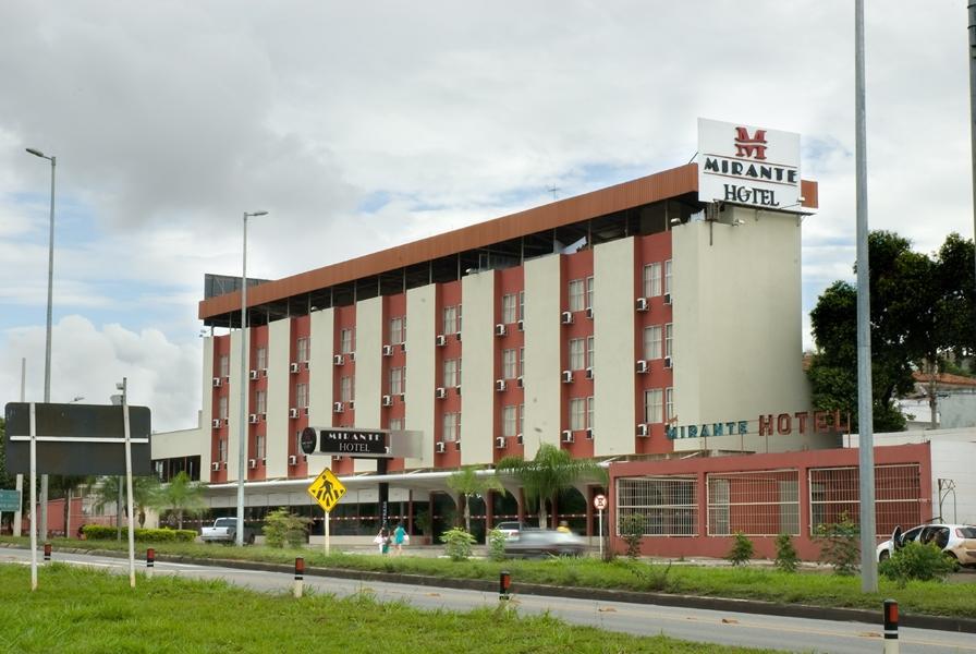 Mirante Hotel โกเวร์นาดอร์ วาลาดาเรส ภายนอก รูปภาพ
